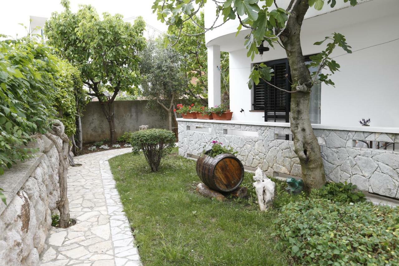 Apartments Sucur With Terrace Baska  Exterior photo